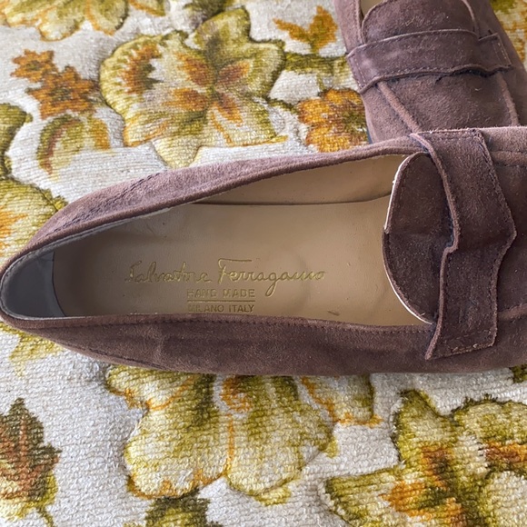 Salvatore Feragamo 6.5 Brown Suede Loafers - Picture 2 of 3